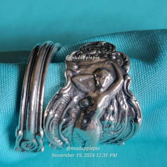 Vintage Sterling Silver Spoon Ring Goddess Woman Nude Muse Nymph Designer #133 - Picture 2 of 13